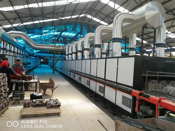 120×1.8/1.6米天然氣燒高檔琉璃瓦輥道窯生產(chǎn)線(xiàn)（日產(chǎn)50噸，素?zé)詿C合能耗75m3/噸產(chǎn)品）